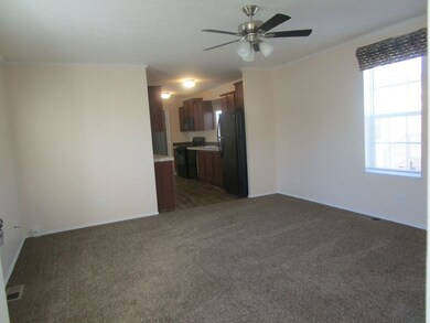 23657 Hickory Dr unit 214, Brownstown Township, MI 48174 - photo 7