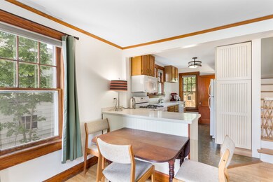 34 Proctor Ave, South Burlington, VT 05403 - photo 3