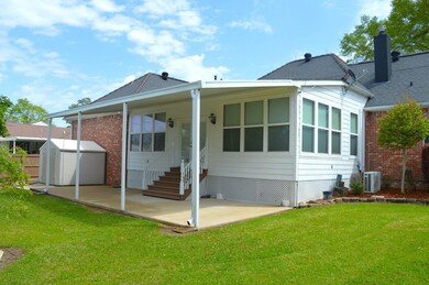 404 Oakbrook Cir, McComb, MS 39648 - photo 6