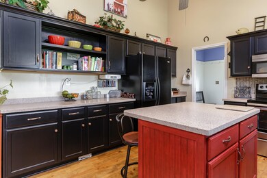 2705NCHwy211-1005