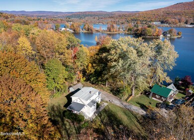 153 Shadowland Cove