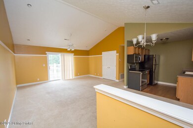 163 Central Blvd unit 64, Mount Washington, KY 40047 - photo 2