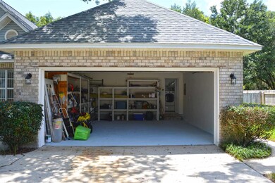 1784 Tillman Ln, Pensacola, FL 32526 - photo 5