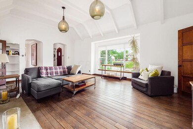 286 S Kellner Rd, Columbus, OH 43209 - photo 7