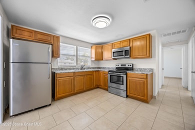 1714 Fletcher St, Melbourne, FL 32901 - photo 2