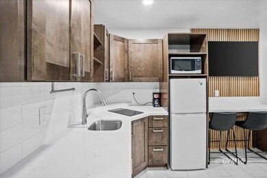 1879 W Peppertree Dr unit A02, Safford, AZ 85546 - photo 5