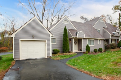 2 Quail Dr unit 2, Tariffville, CT 06081 - photo 2