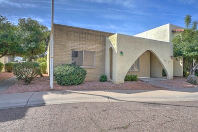 1733 W Citrus Way-2