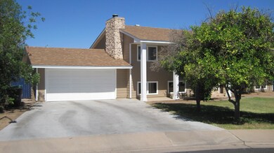Large Driveway, New Roof!