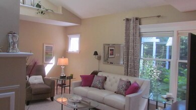 3 Walnut Ct unit 3, Rockland, MA 02370 - photo 2