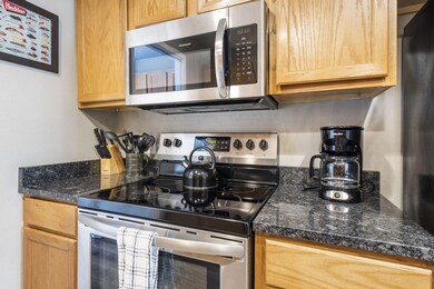 2910 Vineyards Parkway Unit 1