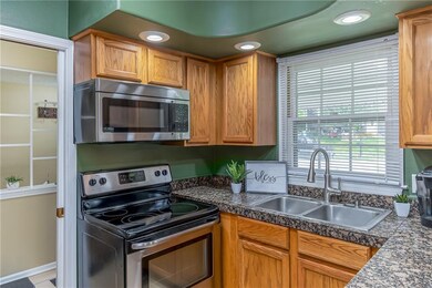 4195 Timber Ln, Des Moines, IA 50317 - photo 4