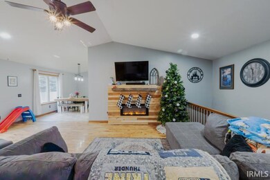 905 N 280 W, Angola, IN 46703 - photo 7