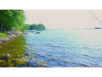 Waterfront/Dock/Pier.