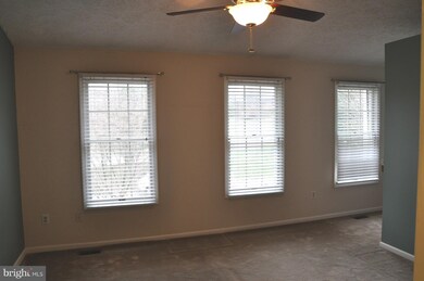 8283 Berryfield Dr, Nottingham, MD 21236 - photo 7