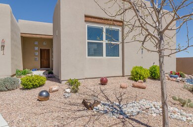 2505 Vista Manzano Loop Rio-large-004-Ex