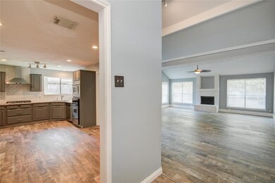 15530 Lago Villa Dr, Tomball, TX 77377 - photo 5