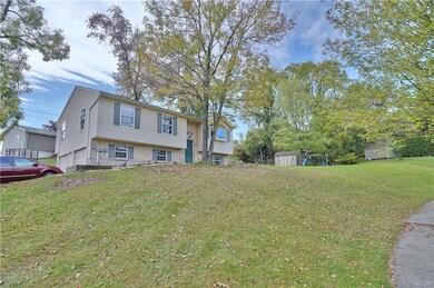 4340 David Dr, Emmaus, PA 18049 - photo 3