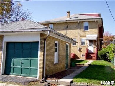 All brick detached garage!