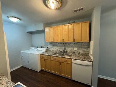 1401 N Glen Cir unit B, Aurora, IL 60506 - photo 7