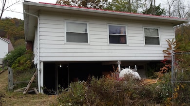 40 Pinecrest Dr, Durbin, WV 26264 - photo 5