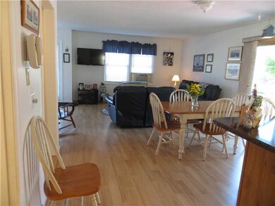 Dining Room. Dining Area