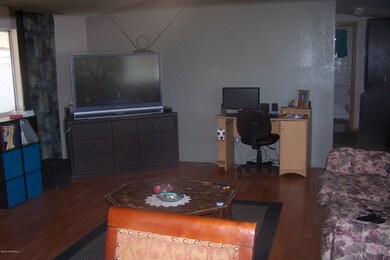 Living Room 4
