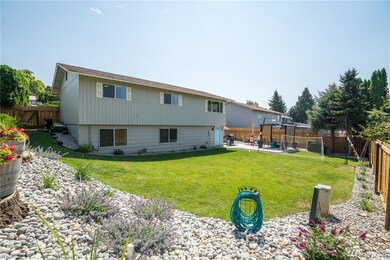 602 Lacy Place, East Wenatchee, WA 98802 - photo 2