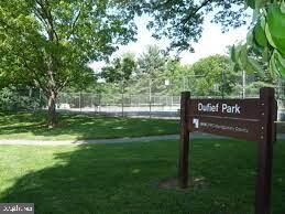 14516 Pebble Hill Ln, North Potomac, MD 20878 - photo 3