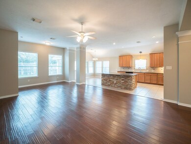 31335 Ribbonwood Park Ln, Spring, TX 77386 - photo 2