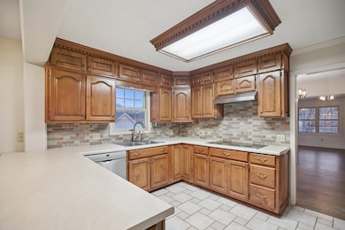 1611 Columbia Ave, Columbia, TN 38401 - photo 6