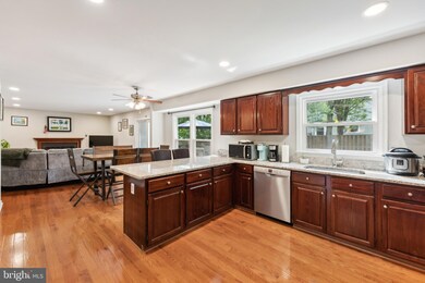 1439 Powells Tavern Place, Herndon, VA 20170 - photo 7