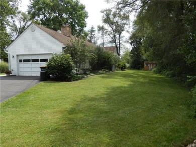 110 Gallagher Rd, Whitehall, PA 18052 - photo 4