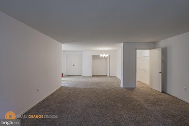1040 Deer Ridge Dr unit 503, Baltimore, MD 21210 - photo 7