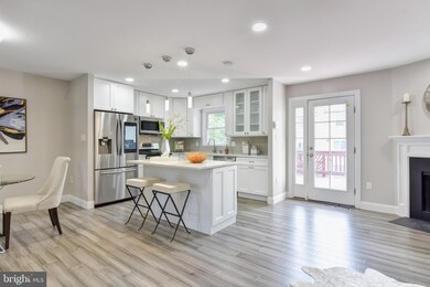 3006 Winter Pine Ct, Fairfax, VA 22031 - photo 7