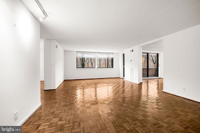 Harper House unit 412, Baltimore, MD 21210 - photo 3