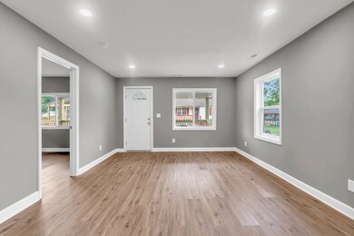 1904 Sharp St, Chattanooga, TN 37404 - photo 5