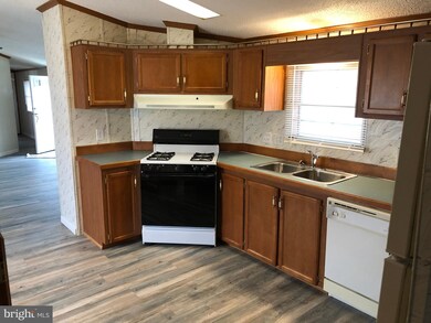 313 Kennedy Ave, Monroe Township, NJ 08094 - photo 6