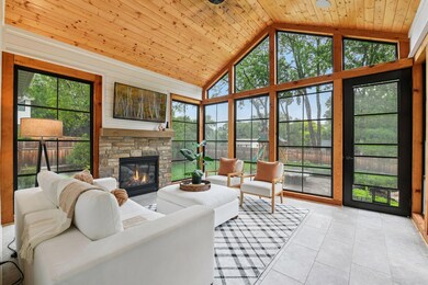 5721 Olinger Rd, Edina, MN 55436 - photo 4