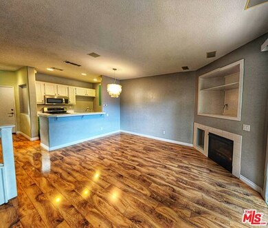 Living Room (looking across)