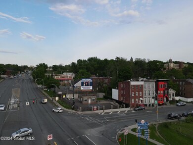 322 8th St, Troy, NY 12180 - photo 4