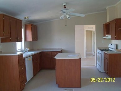 8472 Powells Ln, Show Low, AZ 85901 - photo 3