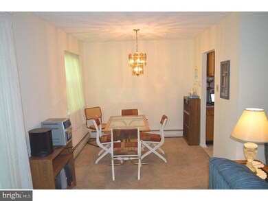 280 Bridgewater Rd unit J 7, Brookhaven, PA 19015 - photo 4