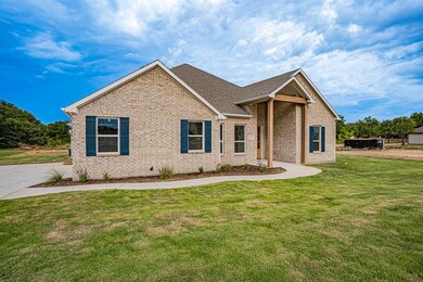 130 Bluegrass Trail, Springtown, TX 76082 - photo 5