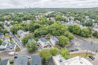 308 Cummins Hwy unit 3, Roslindale, MA 02131 - photo 3