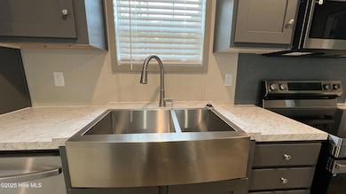 1908 Rooks Rd, Atkinson, NC 28421 - photo 5