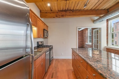 25 Cedar St unit 4, Amesbury, MA 01913 - photo 3