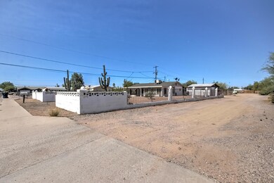 546 N Ocotillo Dr-1
