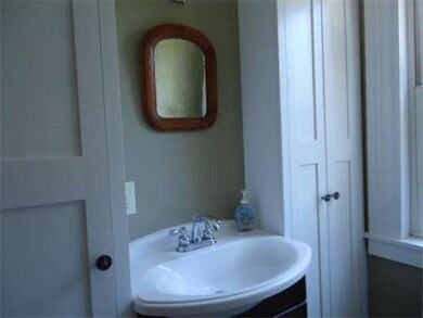 28 Winter St, Easthampton, MA 01027 - photo 6