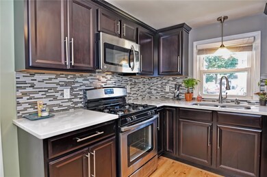 45 Booth Ave, Pawtucket, RI 02861 - photo 5